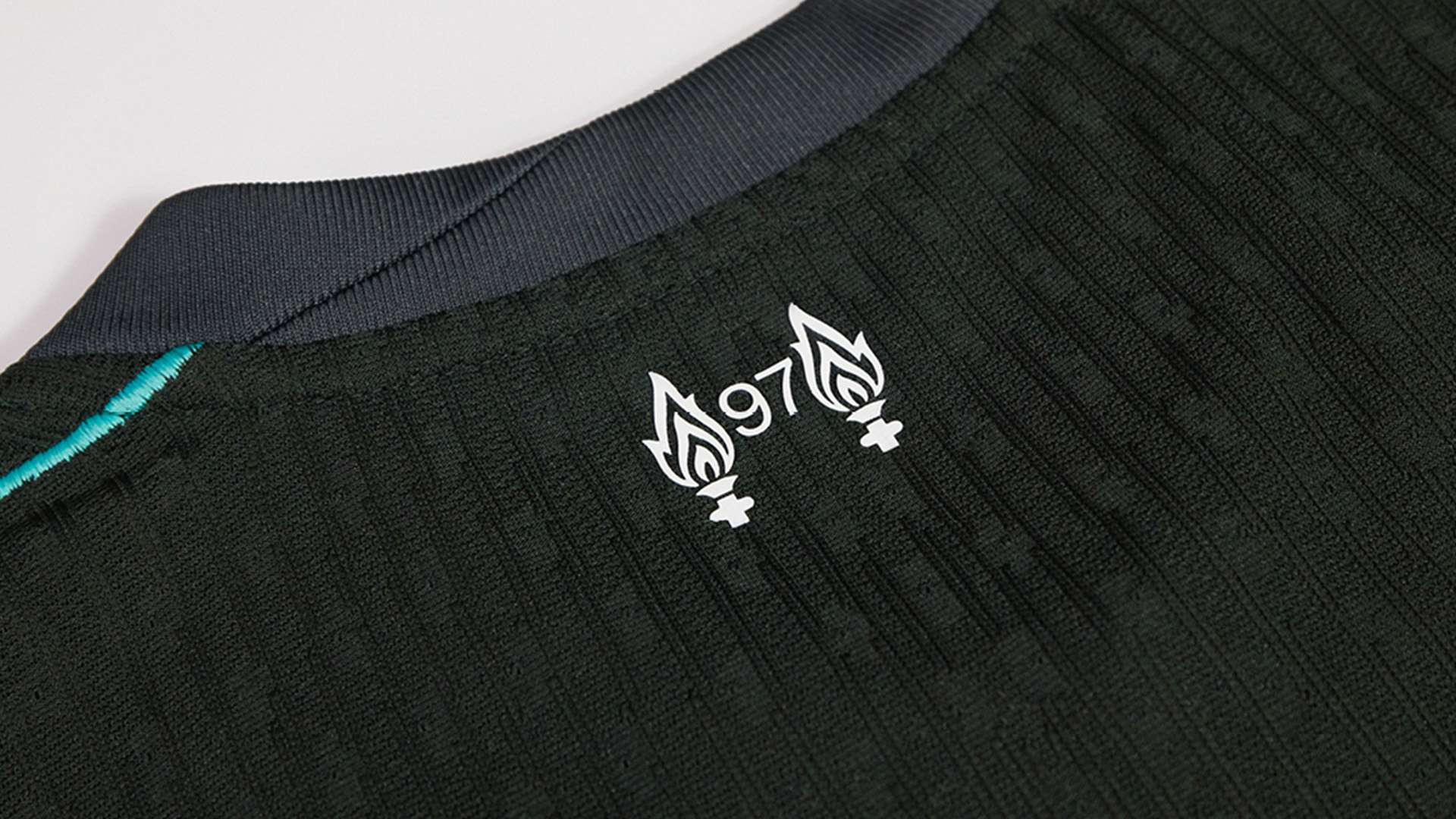 納斯吐槽恩比德被驅逐的神奇原因 還真沒見過推搡能讓文班倒下.